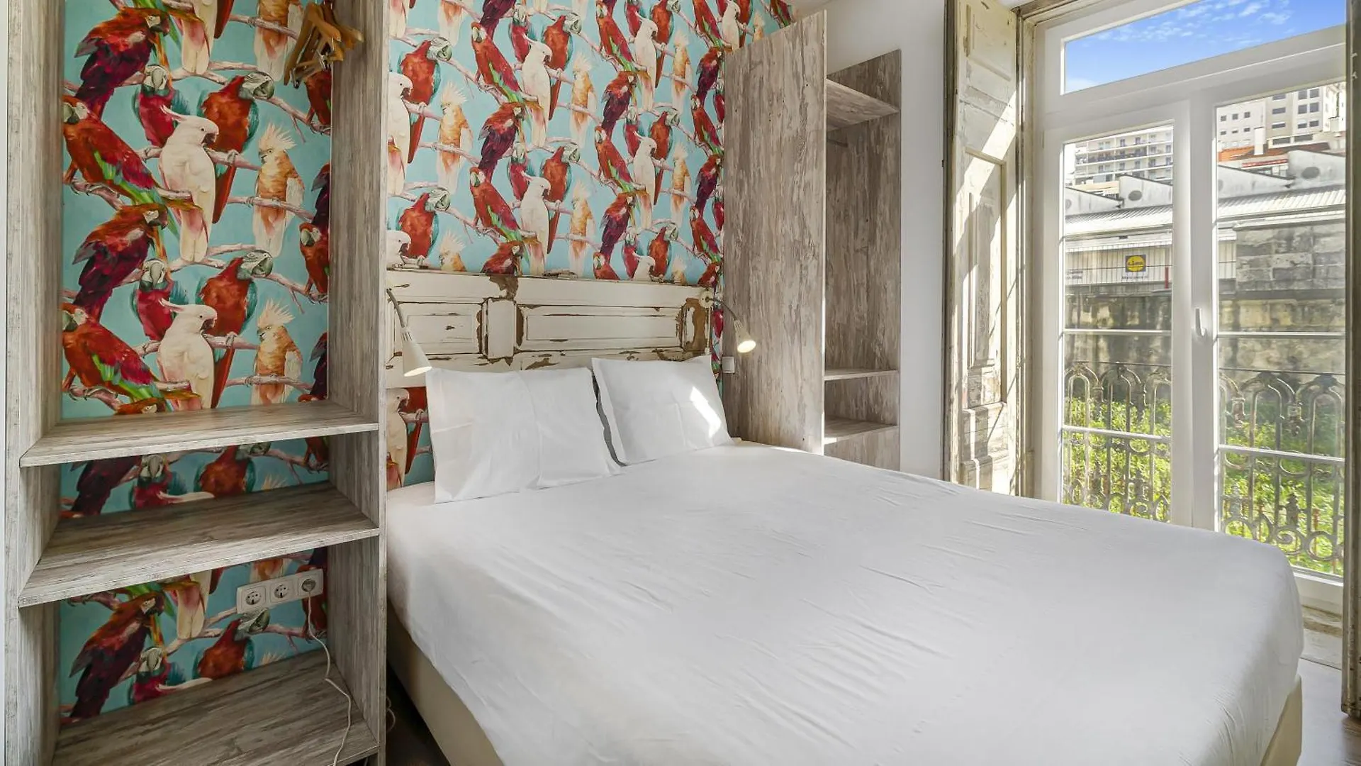 Gasthof The Indy House By Lovelystay Lissabon Portugal