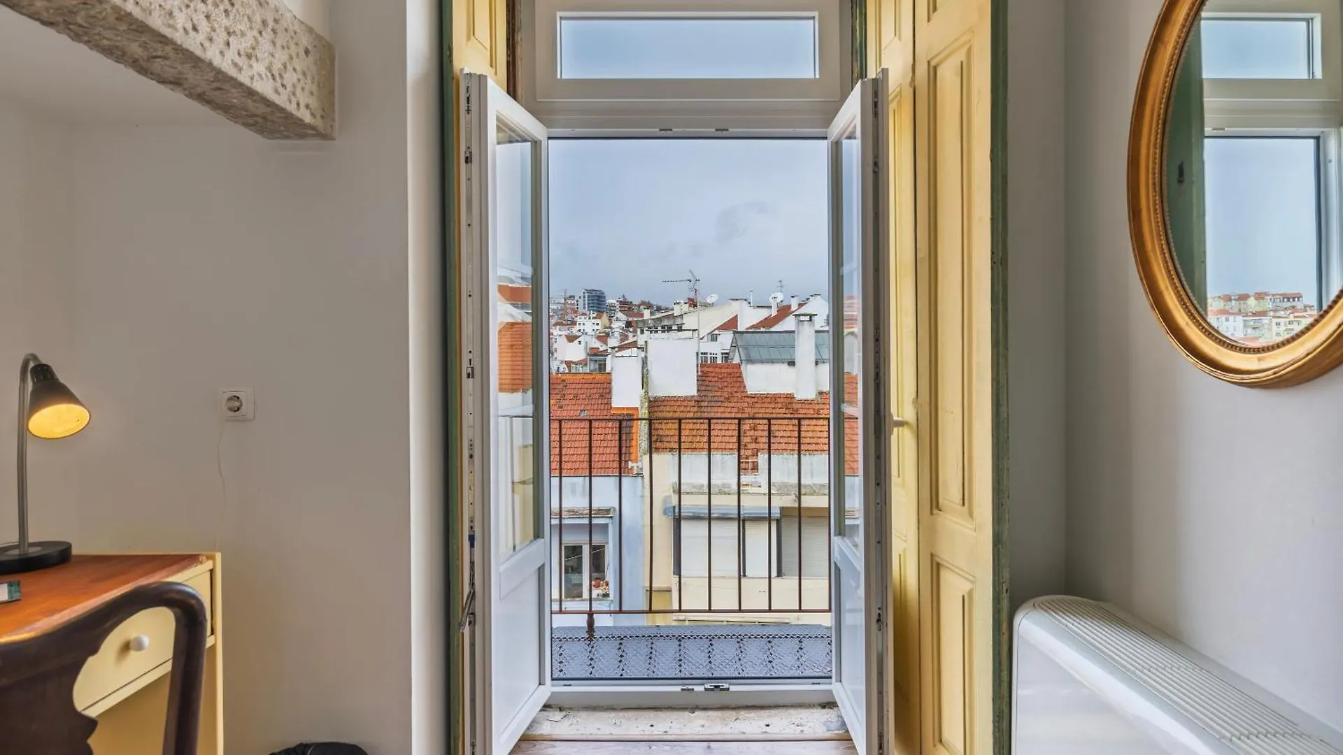The Indy House By Lovelystay Lissabon 0*,  Portugal